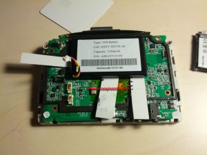 how removing TOMTOM GO 730 opened how removing battery